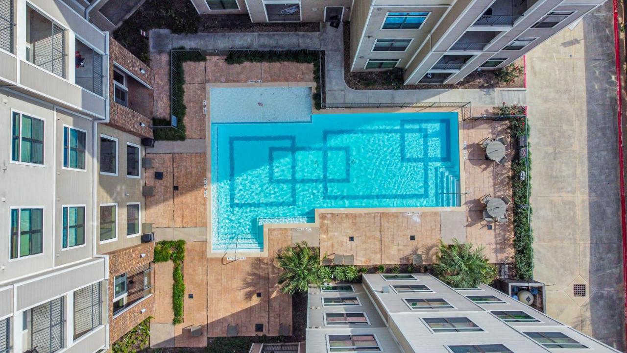 Charming Suite With Gym Near Nrg Medical Center ฮูสตัน ภายนอก รูปภาพ