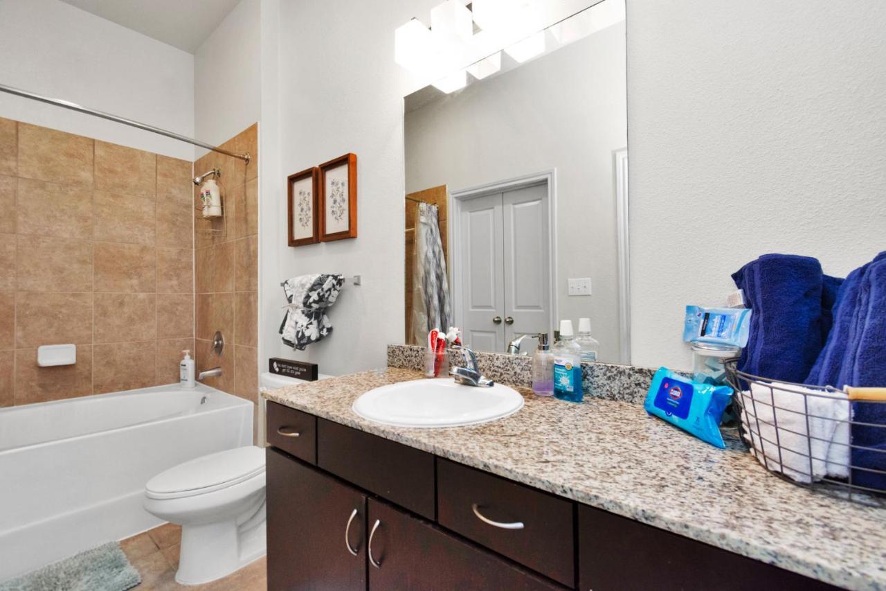 Charming Suite With Gym Near Nrg Medical Center ฮูสตัน ภายนอก รูปภาพ